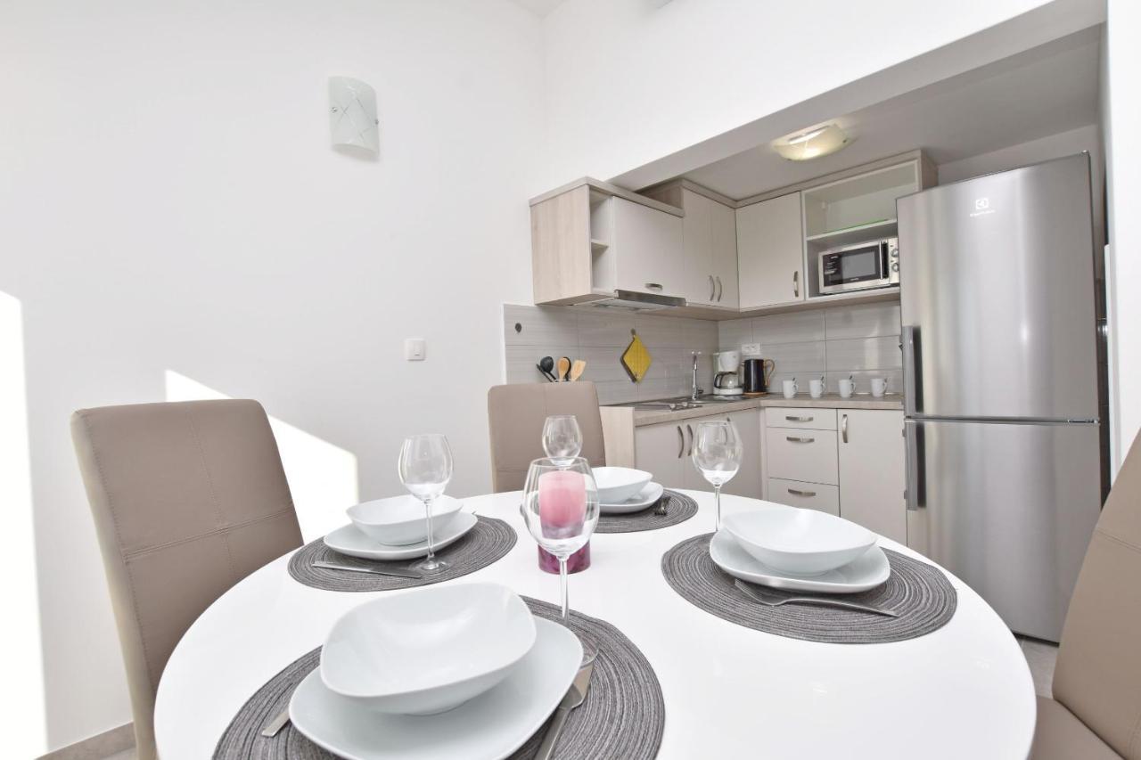 Apartments Danolic Pisak Extérieur photo