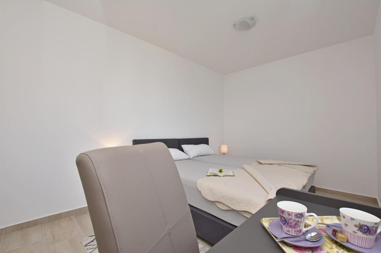 Apartments Danolic Pisak Extérieur photo